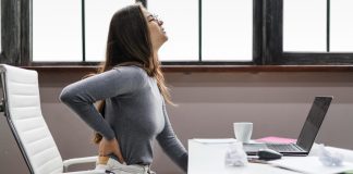 Bol u leđima kao cena kancelarijskog rada: Kako fizička terapija pomaže zaposlenima